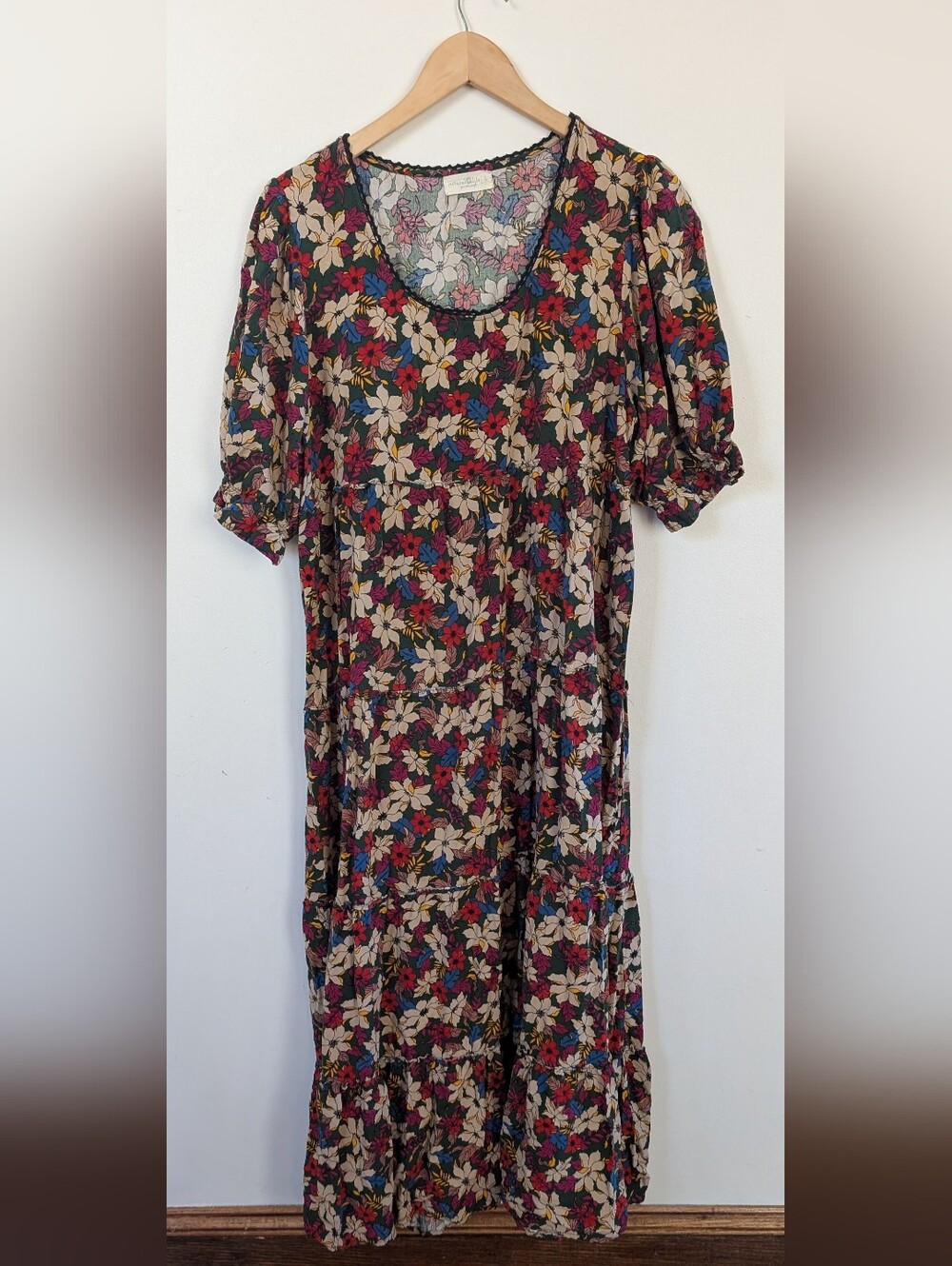 Natural Life Collette Tiered Maxi Floral Scoop Neck Midi Dress in Multi-Color L - Picture 2 of 5